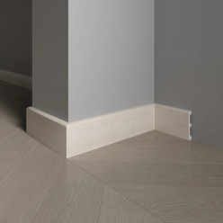Цветной плинтус Decor-Dizayn 706-77